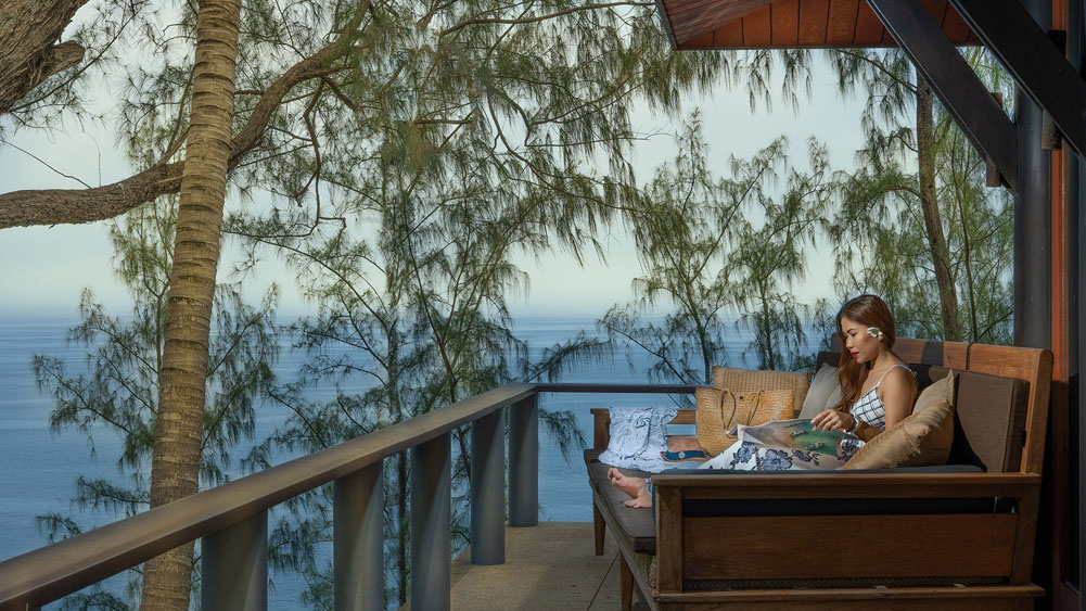 Villa Chada - Tranquil terrace lounge with amazing ocean views